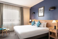 Aparthotel Adagio La Defense Esplanade, Paris